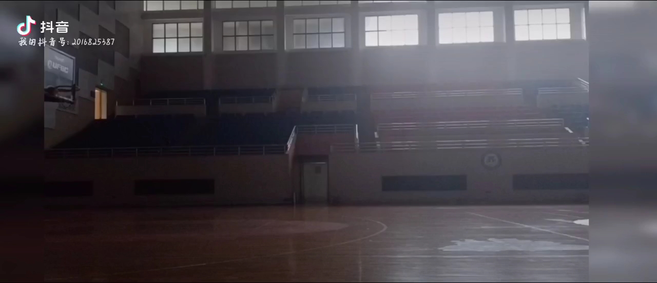 video-poster