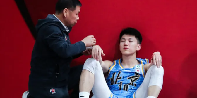 流言板 宋翔 刘晓宇鼻部骨折 将接受复位治疗 Cba专区 虎扑社区