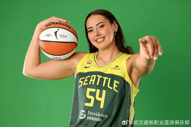 天津中新药业女篮 vs 武汉盛帆女篮