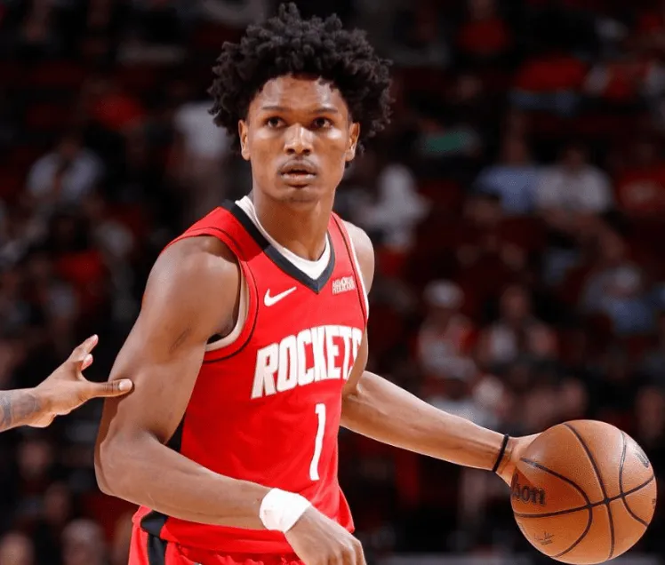 Here We Go！羅馬諾：馬賽即將簽下索肖19歲中場維克托·約瑟夫