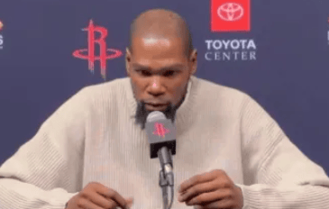 [流言板]KD：我一直希望能像诺维茨基那样受到尊重，他就是精神化身