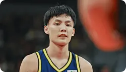 徐杰半场5中1得到3分1篮板1助攻，胡明轩没有出手得到2分