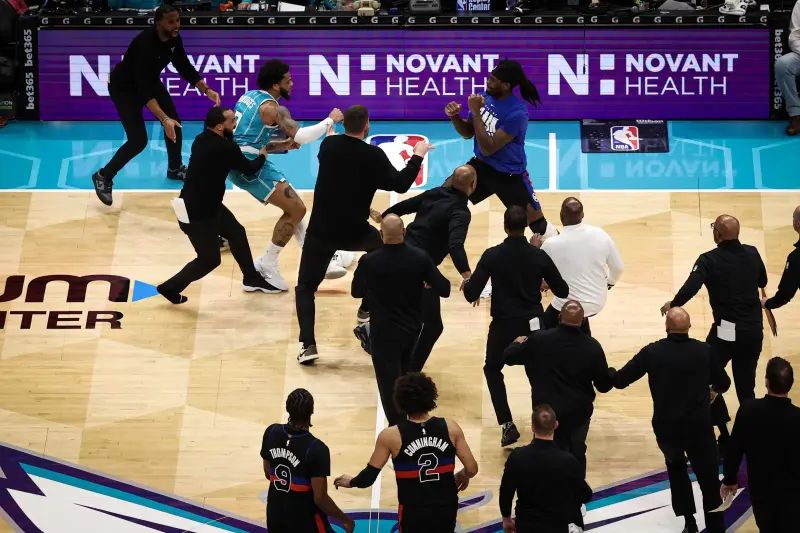 解說：楊瀚森想親約基奇的說法很像這邊的人 他們也不咋正經說話