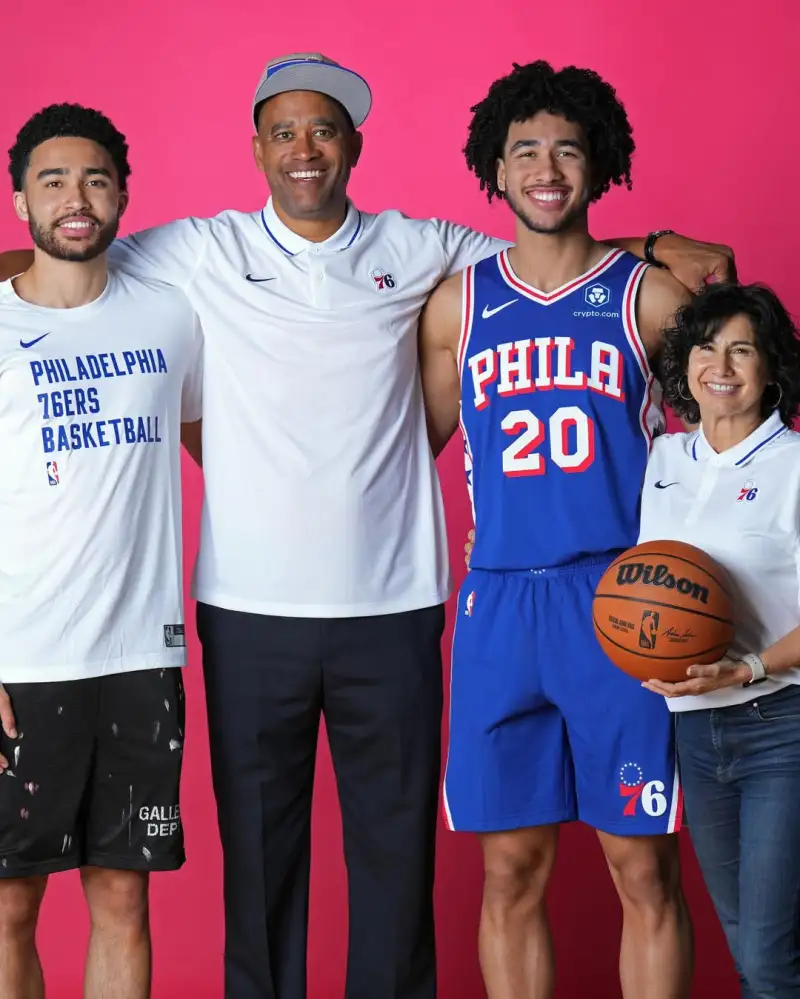 目前為止還沒有明星選手退役