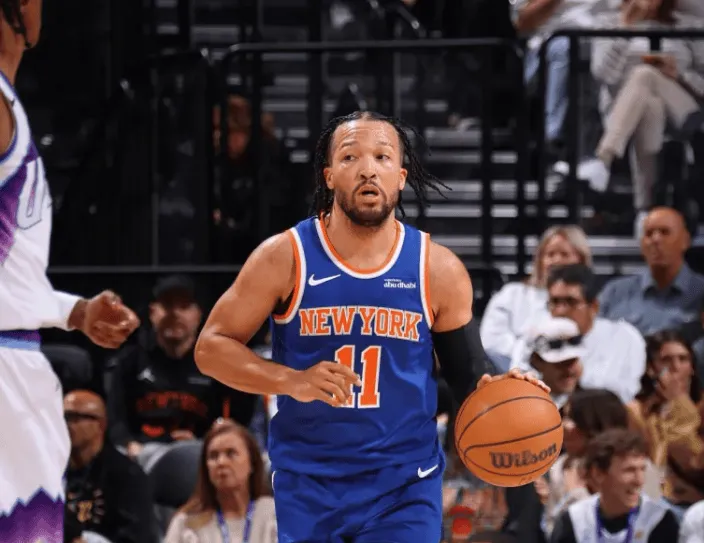 曼晚預測曼聯vs紐卡首發：約羅、海文搭檔中衛，馬茲拉維出戰