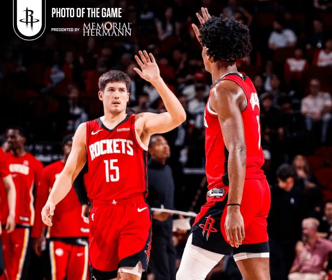 土耳其vs羅馬尼亞首發(fā)：恰爾汗奧盧、居萊爾、伊爾迪茲均先發(fā)出場(chǎng)