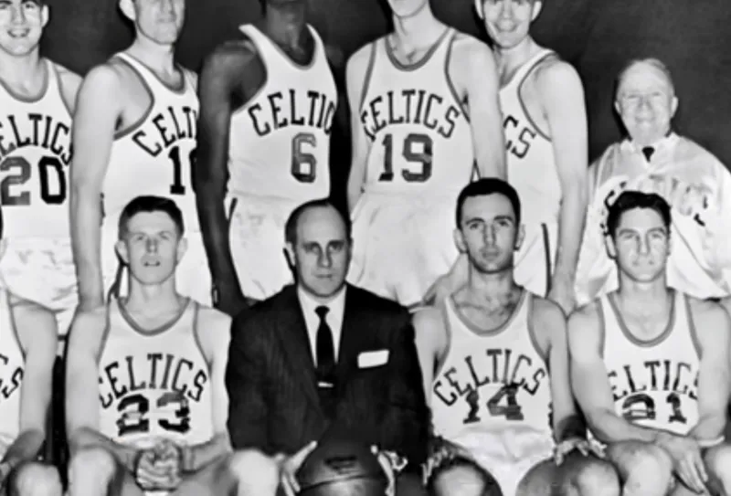 库老板退役后是否想拥有一支NBA球队库里：绝对可以考虑！