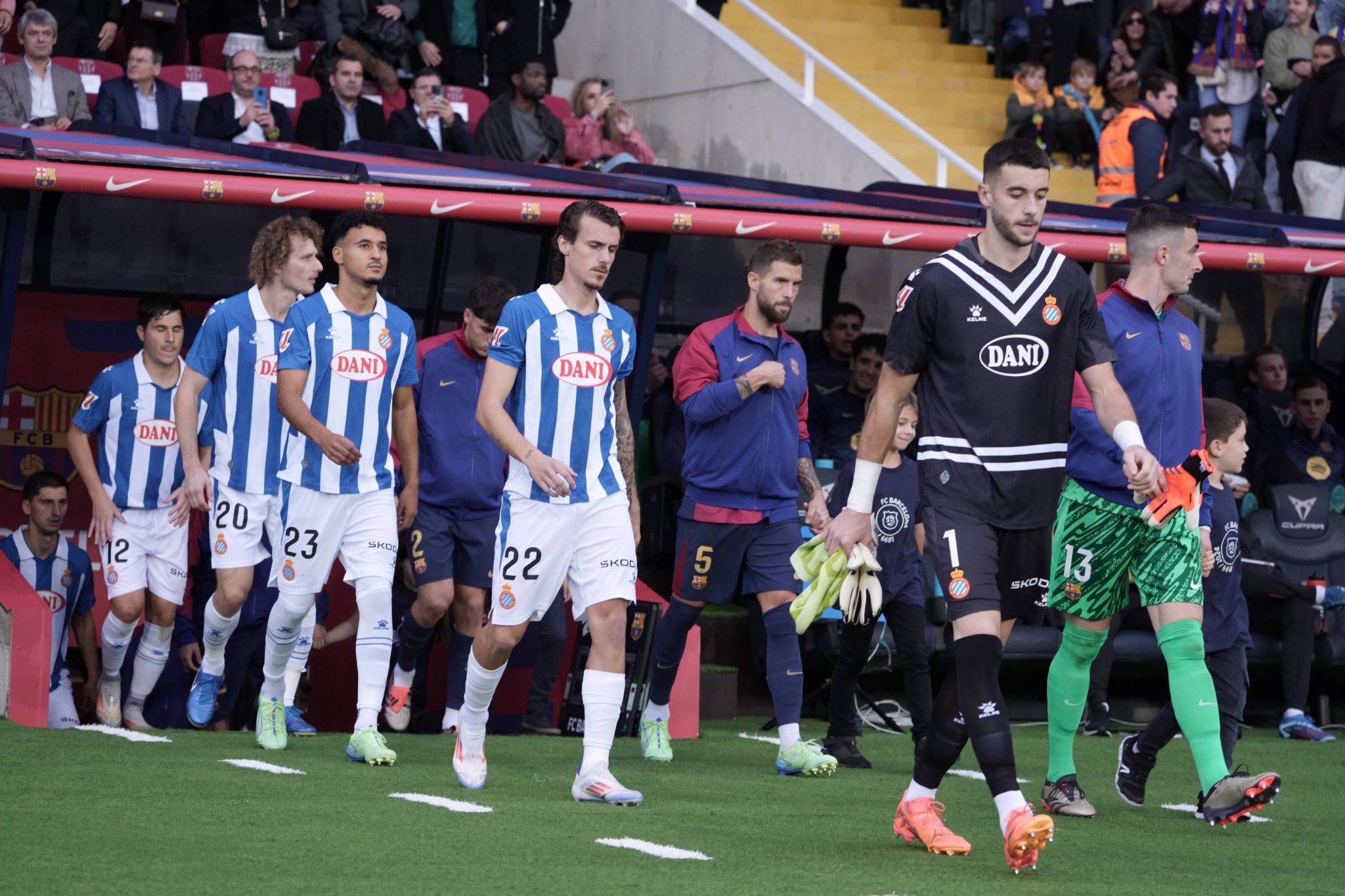 西班牙人对阵巴塞罗那：争夺-国际足球-国际足球资讯-虎扑社区