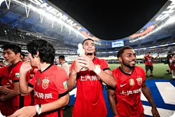 记者：海港后卫蒋光太遭遇伤病，或缺席3个月至半年