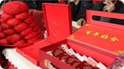 贵州一婚礼现场退还99999元彩礼！女子父亲回应