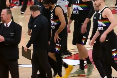 [流言板]威少在控衛歷史數據中排名：得分第一、籃板第一、助攻第四