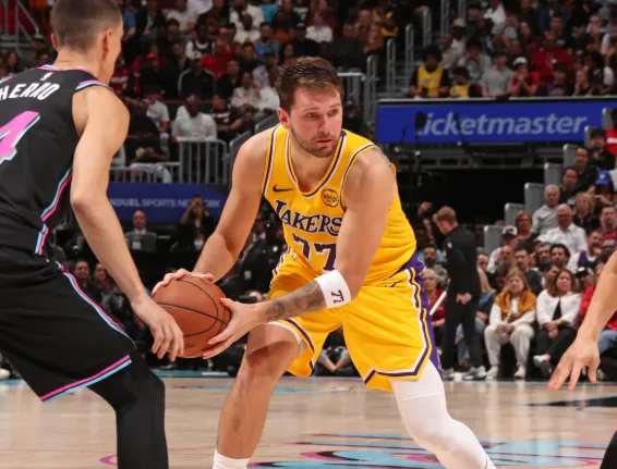 黃金一代落幕??王朝更迭，但曼城已躋身歐洲足壇最偉大球隊之列