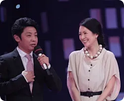 章子怡撒贝宁分手原因曝光，章母嫌二人收入差距70倍