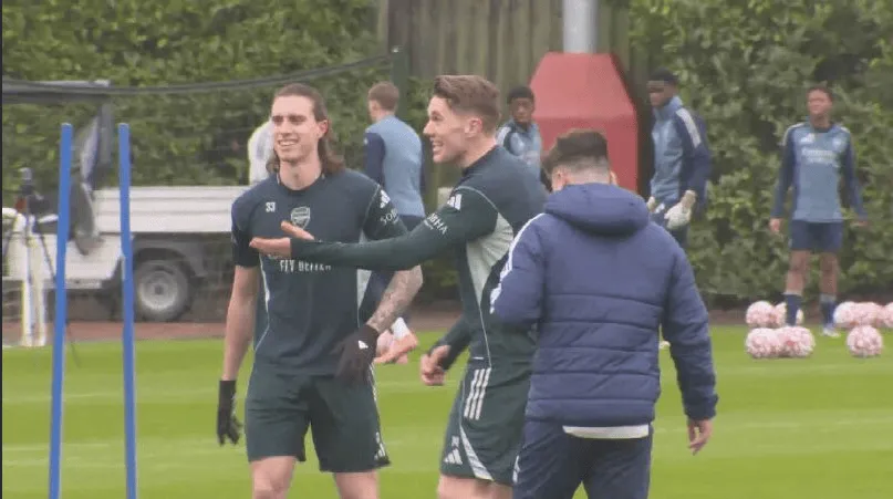 [流言板]傷缺數(shù)周后回歸，多家媒體：卡拉菲奧里，因卡皮耶回歸訓(xùn)練