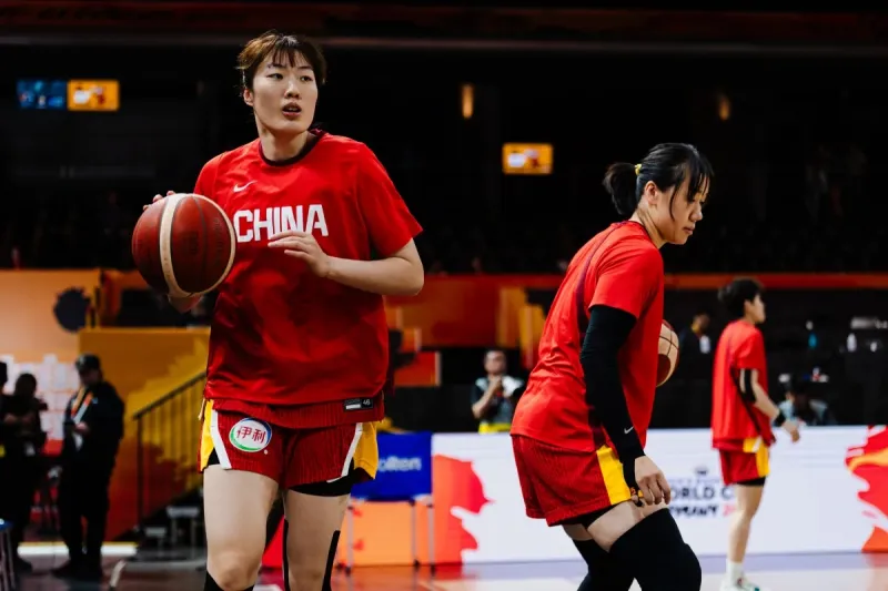 [流言板]中国女篮首发：张曼曼、杨舒予、陈明伶、罗欣棫、韩旭 3回复/ 0亮1302 浏览