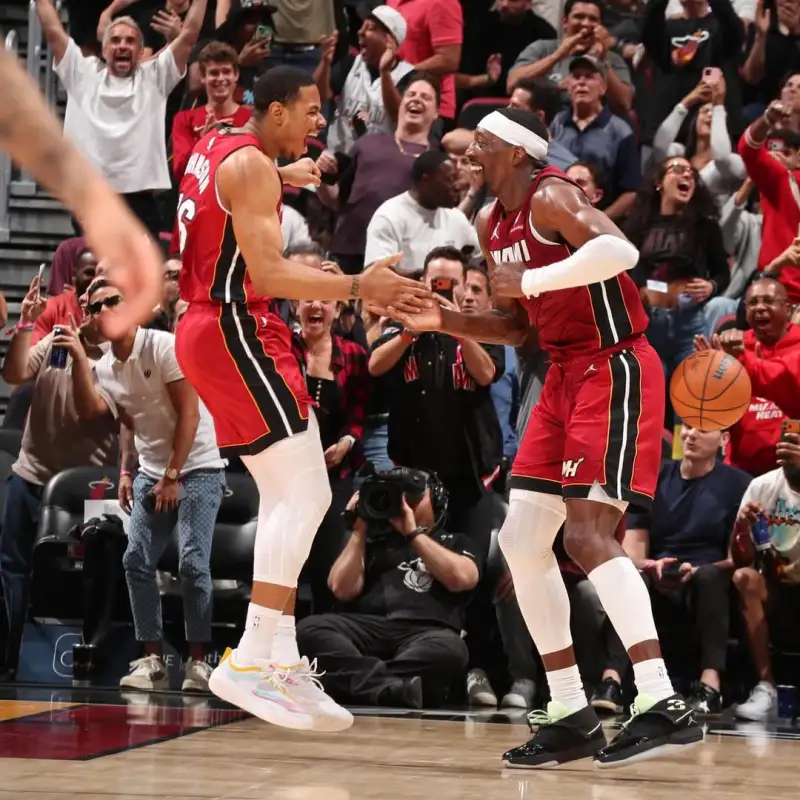 我也有個疑問,為何某隊伍指揮執著于連狙和爆炸弓?