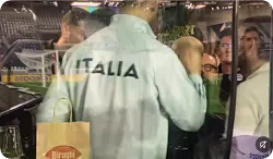 小看对手了！意大利球员此前庆祝将对阵波黑，结果被淘汰