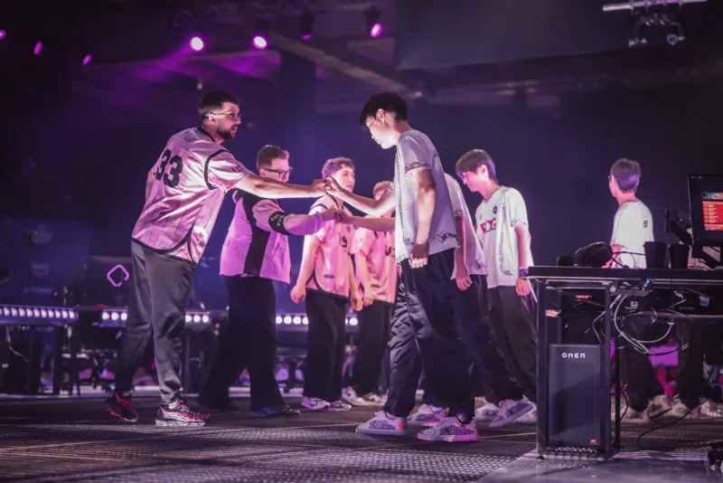 米體:基耶利尼可能加入尤文管理層,或擔(dān)任總經(jīng)理一職 米體:基耶利尼可能加入尤文管理層,或擔(dān)任總經(jīng)理一職