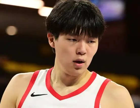 都體：梅洛為加拉塔薩雷歐冠晉級歡呼，并讓尤文球迷們閉嘴回家