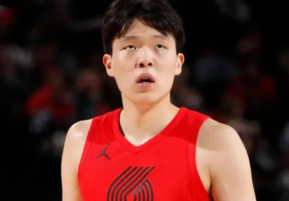 ESPN预测明日比赛胜率：开拓者仅为25.4%，而尼克斯达74.6%
