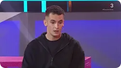 卡萨多：中场休息时弗里克很不开心；球迷支持让我坚定留队