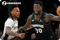 本场目前8中1！兰德尔此前系列赛被卡斯尔防守时，总计23中7