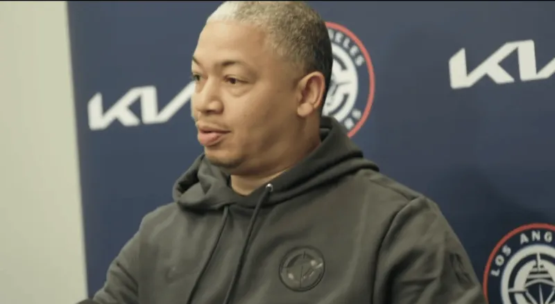 憾失絕殺??莫蘭特全場22中9&三分6中0 得到25分4板7助&正負值+8