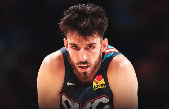 郵報：凱帕在阿森納接受替補(bǔ)定位，他和拉亞是好朋友