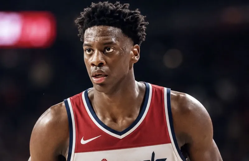ESPN发布热门12位新秀对应球星模版：迪班萨模板强化布朗