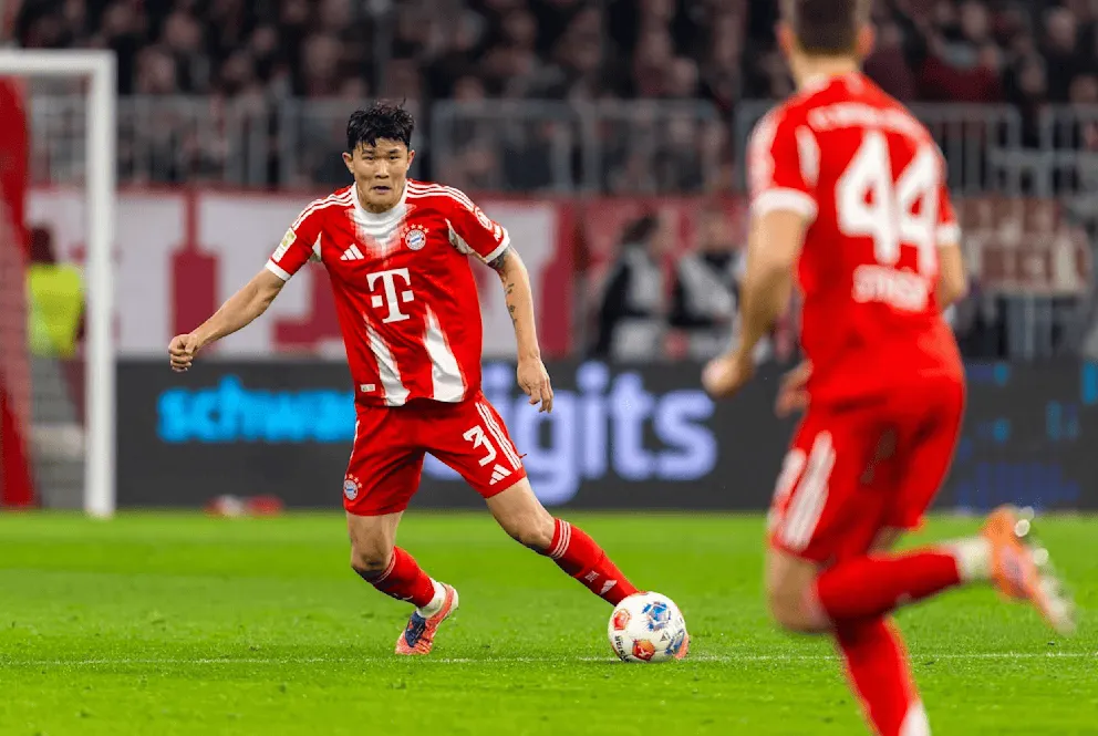 米兰体育- 米兰体育官方网站 世界杯官方指定投注平台流言板]图片报：只有5000万报价+签新中卫拜仁才将金玟哉卖给