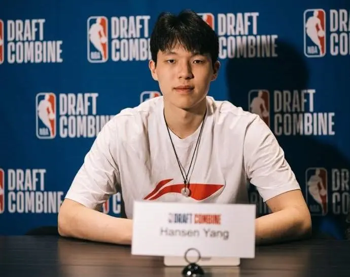 [流言板]鲍仁君：今时不同往日，我们要给闯荡NBA的中国球员更多耐心