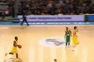 本赛季至今被队友推荐参加扣篮大赛的四位球员