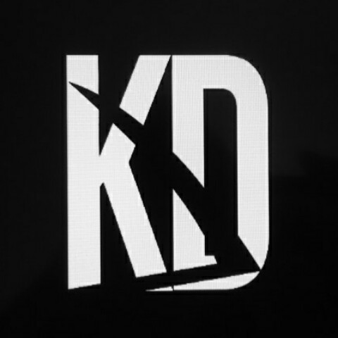 去年总决赛G3杜兰特投进反超的三分之后,欧文