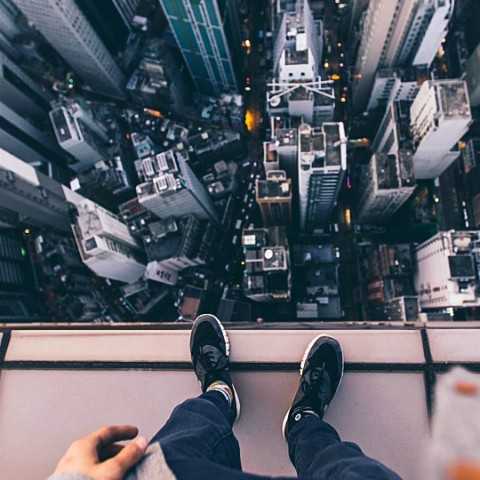 全国卷一第八题AB都对石锤了